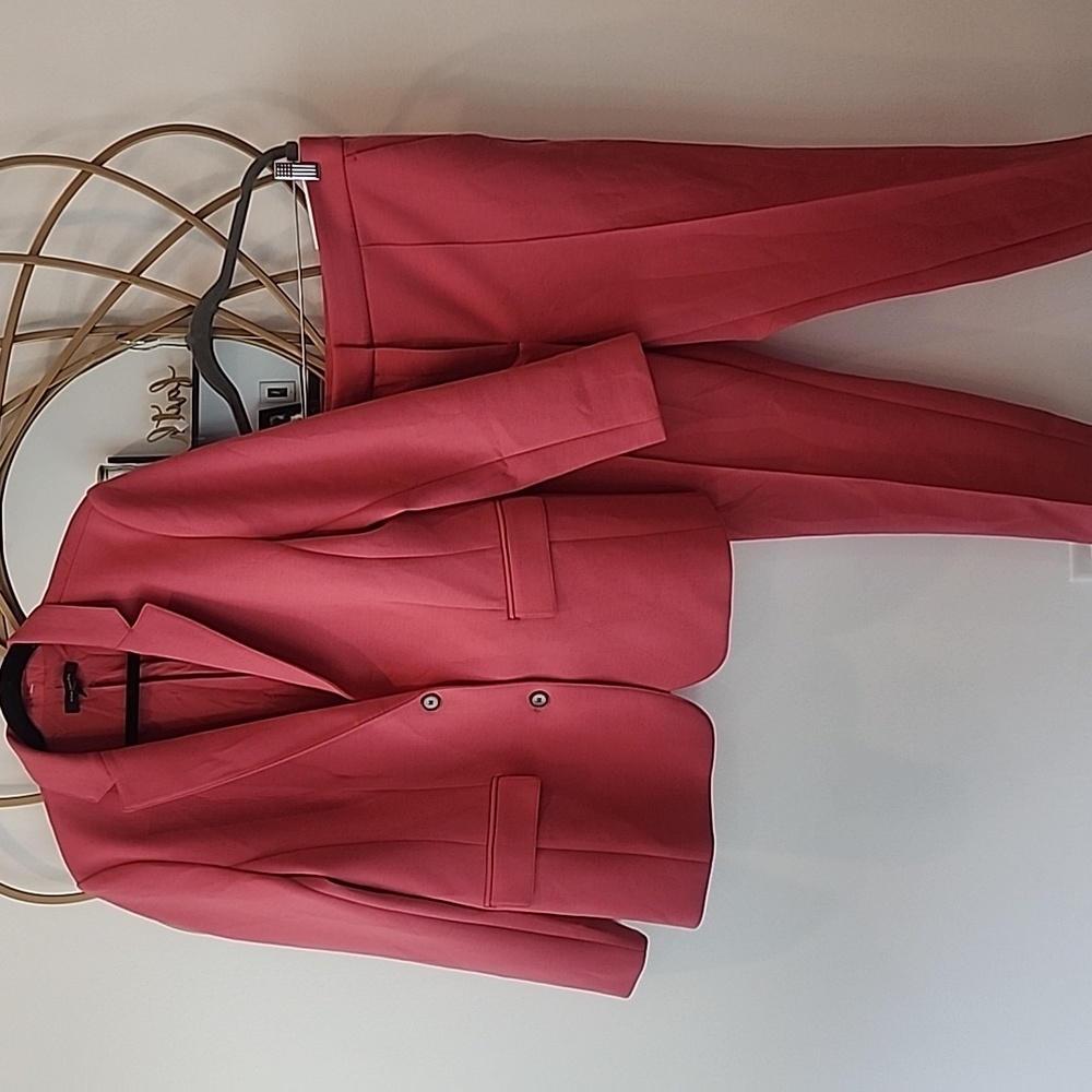 Ann Taylor Pink Structured Blazer